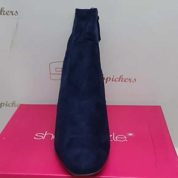 Women's Booties - Picture 4 of 15